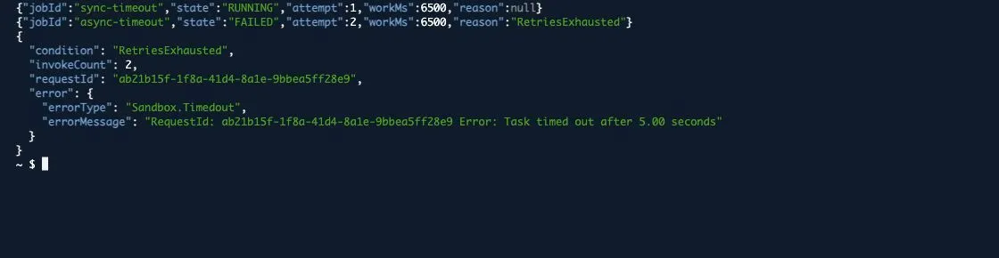 同期timeout後のRUNNINGと非同期のFAILED。実際の失敗通知をjqで抜粋し、approximateInvokeCountをinvokeCountという名前で表示したAWS CLI画面。